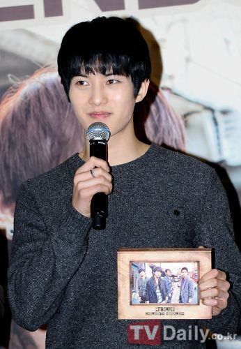 CNBLUE_ݺͽ^lPע