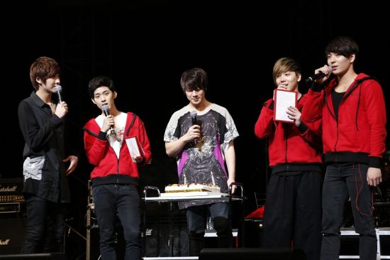 FTISLAND|ҊĻk޵Ѳ