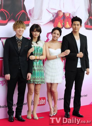҂Yˡ棺ӳQNichkhun