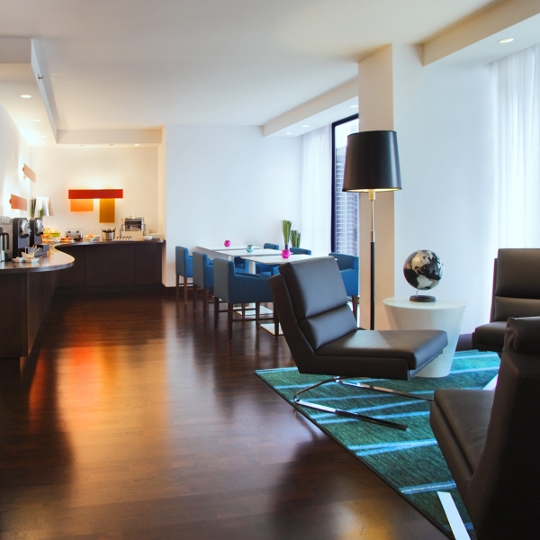 ֥ӸRadissonBluAquaƵ