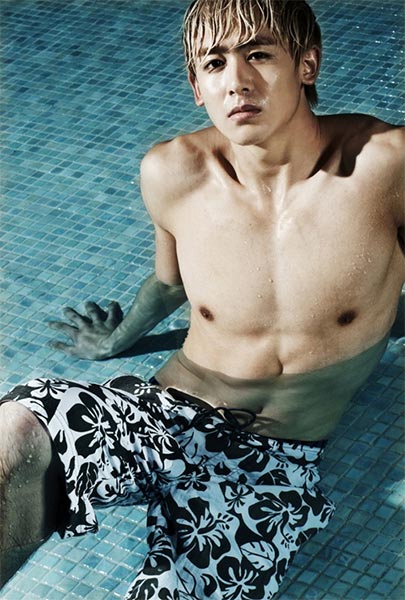 2PMɆTNichkhunӭ25q